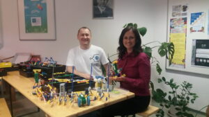 Dmitry Ainutdinov, »mali TehnoVed« in mag. Klavdija Höfler, Inštitut za razvoj igrač